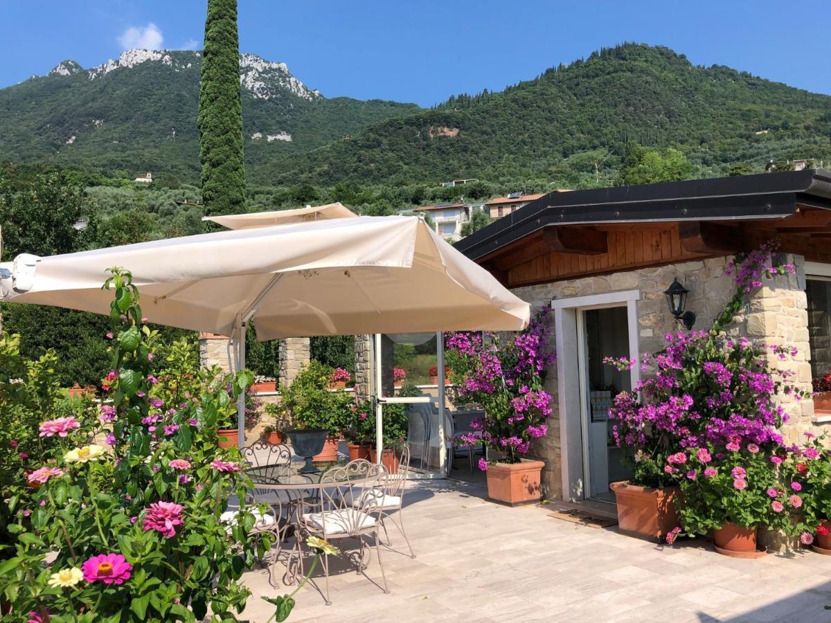 La Cascata Negli Ulivi Bed & Breakfast Toscolano Maderno Eksteriør bilde