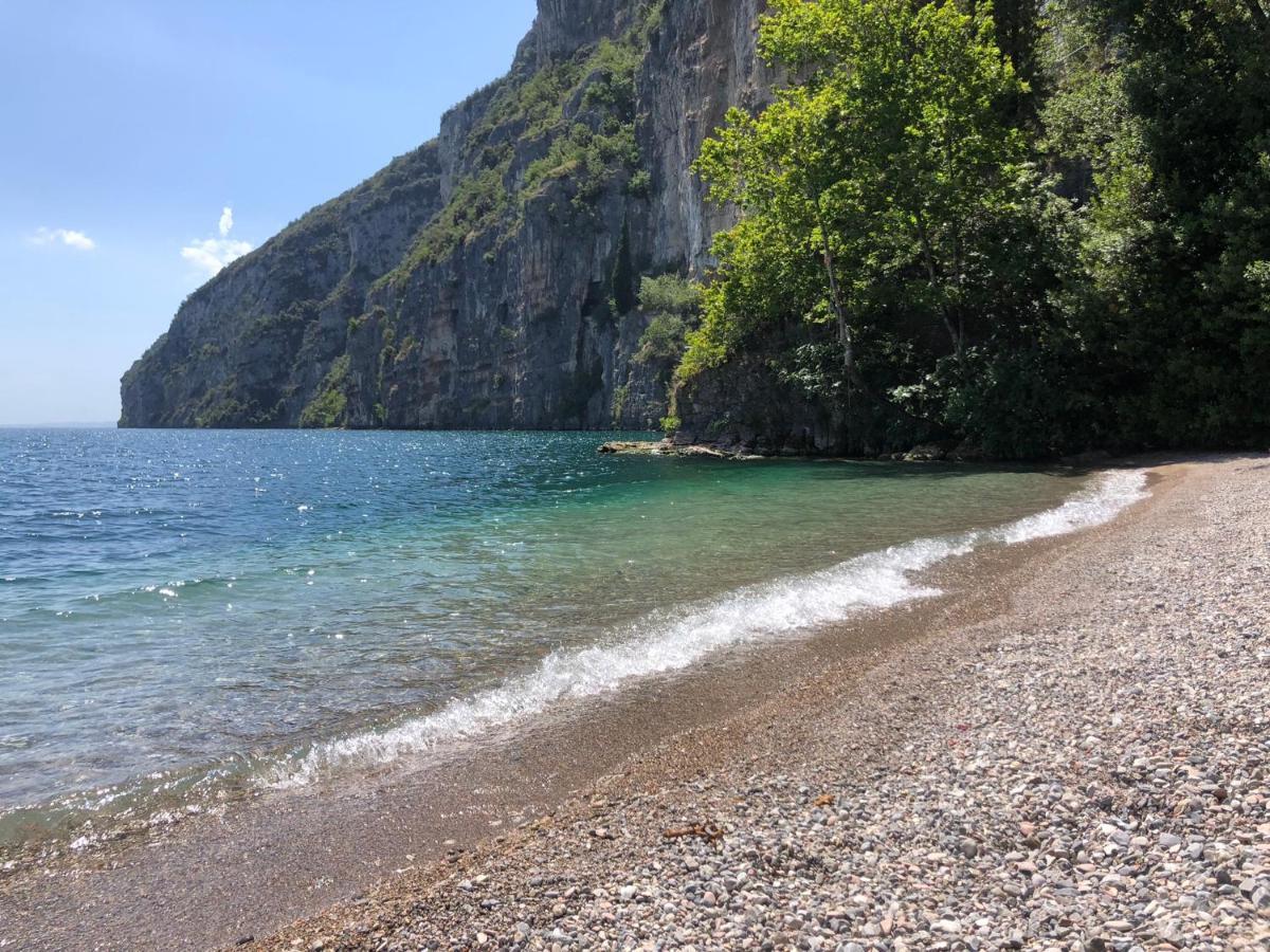 La Cascata Negli Ulivi Bed & Breakfast Toscolano Maderno Eksteriør bilde
