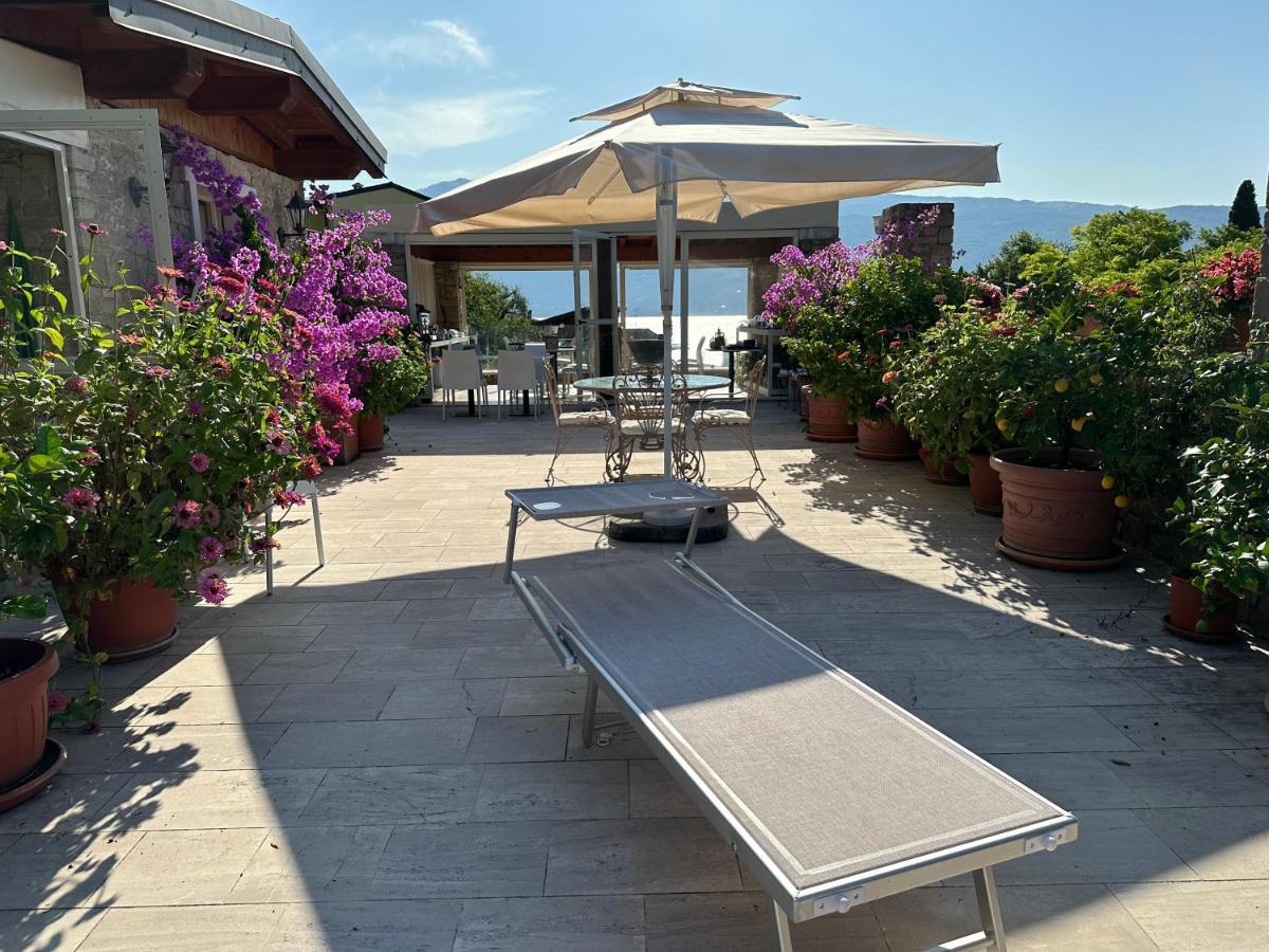 La Cascata Negli Ulivi Bed & Breakfast Toscolano Maderno Eksteriør bilde