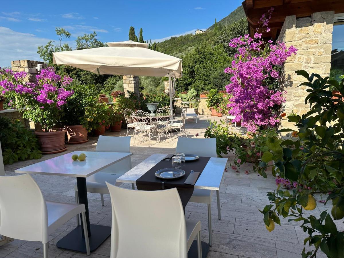 La Cascata Negli Ulivi Bed & Breakfast Toscolano Maderno Eksteriør bilde