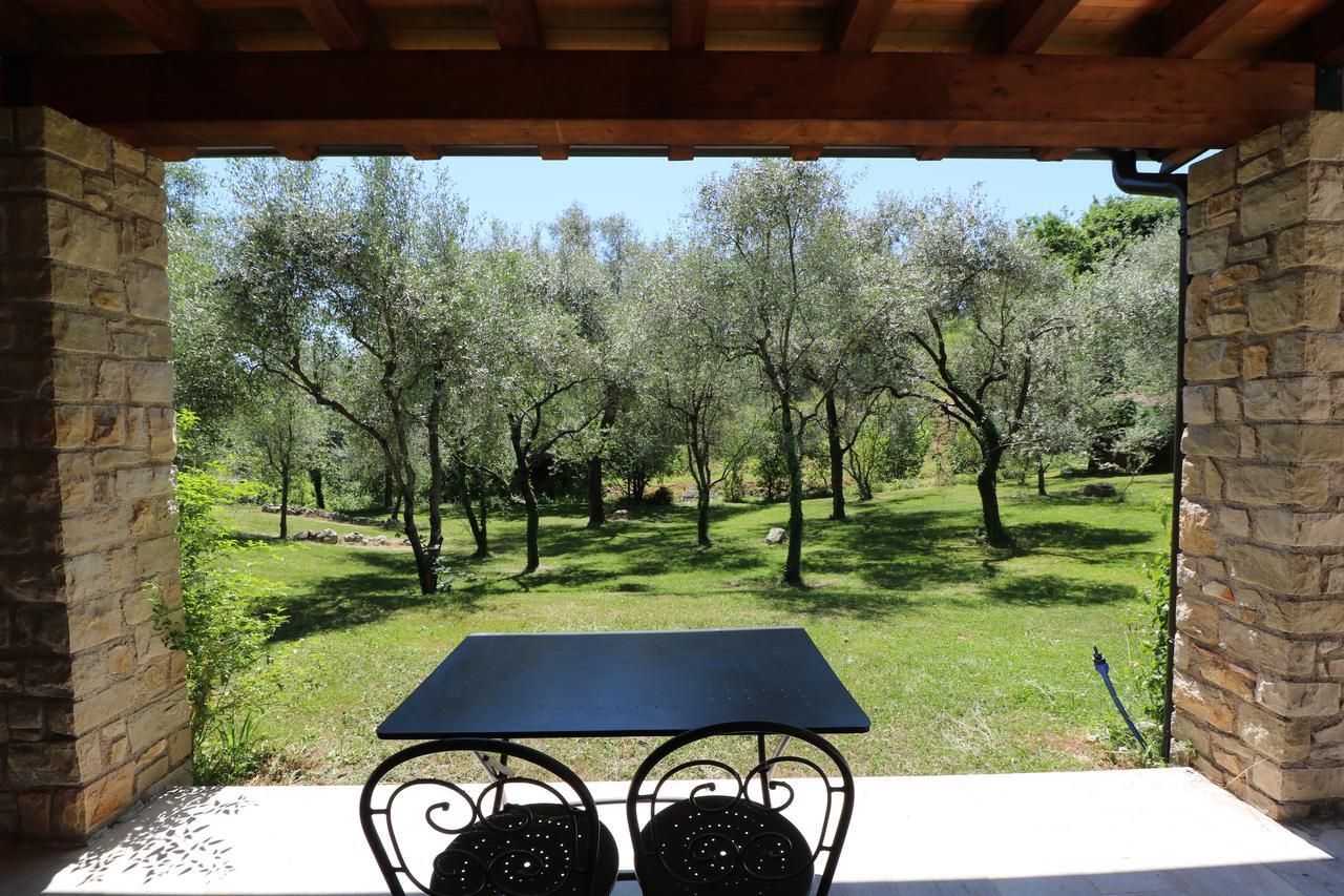La Cascata Negli Ulivi Bed & Breakfast Toscolano Maderno Eksteriør bilde