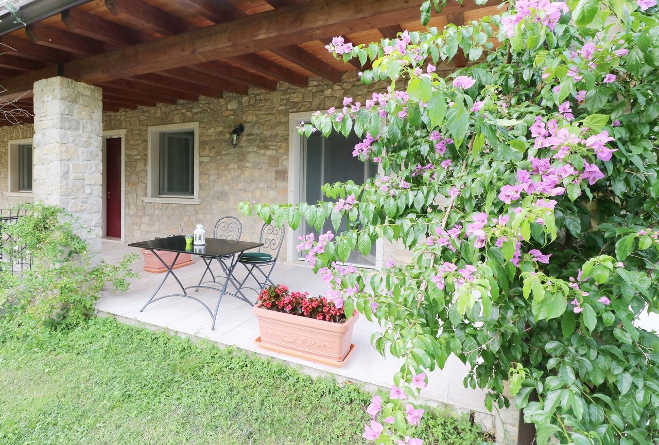 La Cascata Negli Ulivi Bed & Breakfast Toscolano Maderno Eksteriør bilde