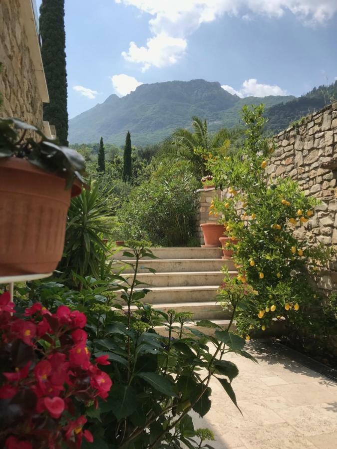 La Cascata Negli Ulivi Bed & Breakfast Toscolano Maderno Eksteriør bilde